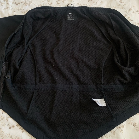 Nike Dri Fit Zip Up - Picture 4 of 7